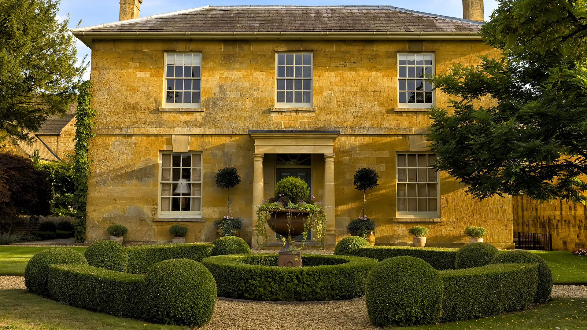 Traditional English Country House Interiors Lux Magazine